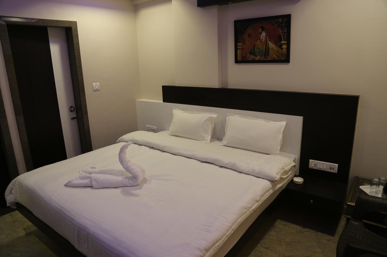 Hotel Marwar Excellency Mahāmandir Zewnętrze zdjęcie