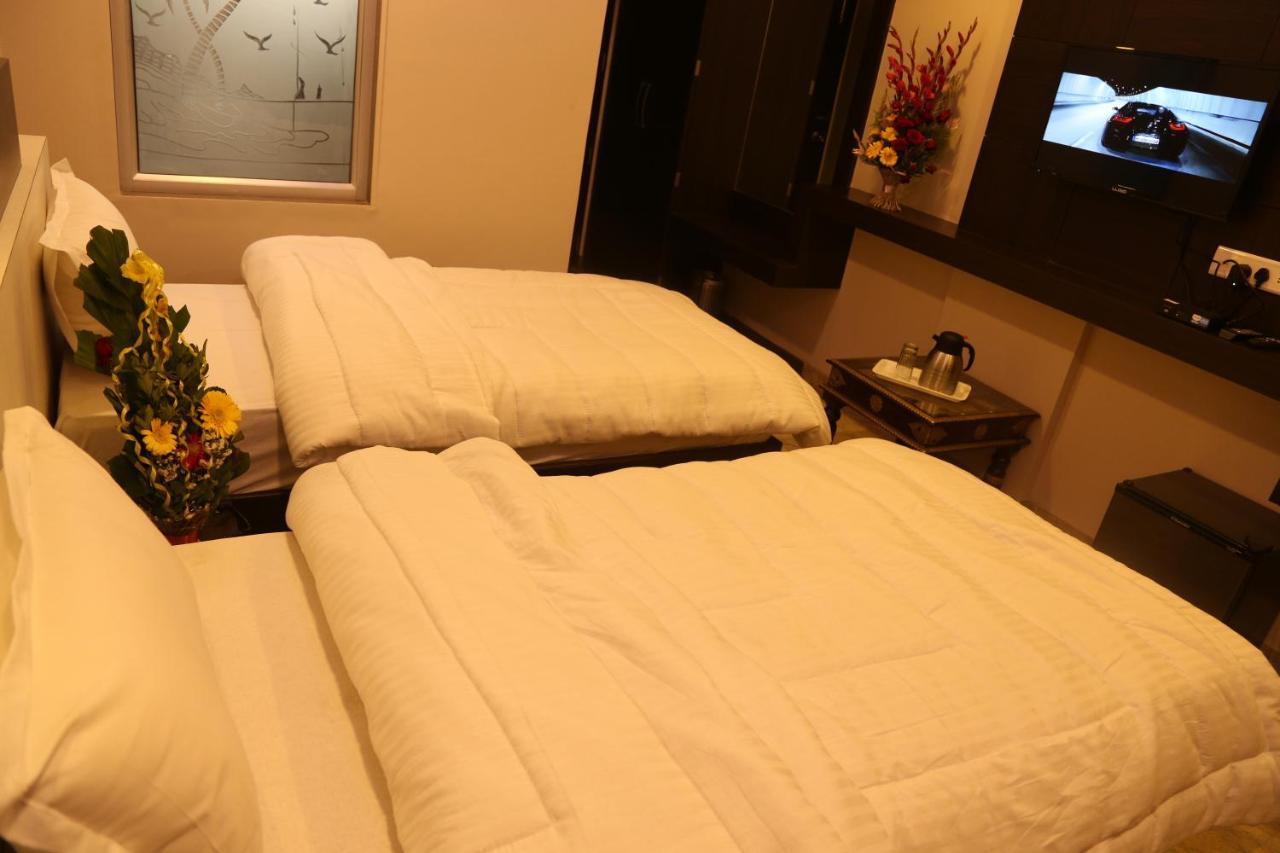 Hotel Marwar Excellency Mahāmandir Zewnętrze zdjęcie